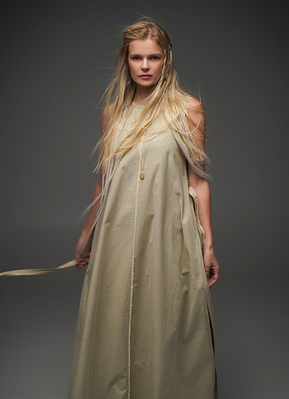 Патран Хуа 001 