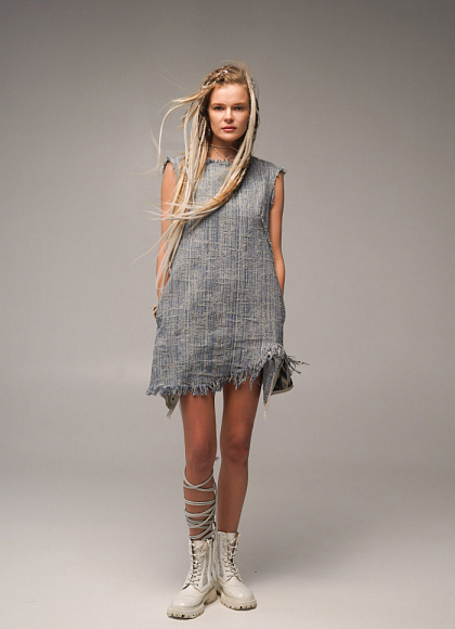 Патран Хуа 002 